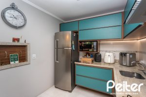 Apartamento à venda com 53m², 1 dormitório, 1 suíte, 1 vaga, no bairro Cristal em PORTO ALEGRE