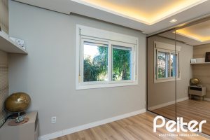 Apartamento à venda com 53m², 1 dormitório, 1 suíte, 1 vaga, no bairro Cristal em PORTO ALEGRE