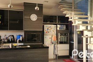 Casa em Condomínio à venda com 197m², 3 dormitórios, 1 suíte, 2 vagas, no bairro Vila Nova em PORTO ALEGRE
