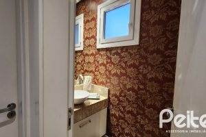 Casa em Condomínio à venda com 197m², 3 dormitórios, 1 suíte, 2 vagas, no bairro Vila Nova em PORTO ALEGRE