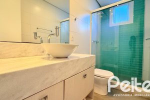 Casa em Condomínio à venda com 197m², 3 dormitórios, 1 suíte, 2 vagas, no bairro Vila Nova em PORTO ALEGRE