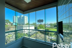 Apartamento à venda com 59m², 2 dormitórios, 1 vaga, no bairro Cavalhada em Porto Alegre