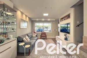 Casa em Condomínio à venda com 120m², 3 dormitórios, 1 suíte, 2 vagas, no bairro Vila Nova em PORTO ALEGRE
