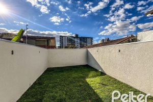 Casa em Condomínio à venda com 140m², 3 dormitórios, 3 suítes, 2 vagas, no bairro Tristeza em Porto Alegre
