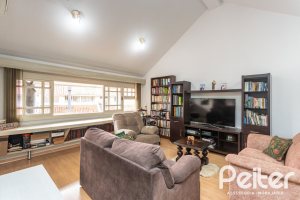 Casa em Condomínio à venda com 250m², 3 dormitórios, 1 suíte, 3 vagas, no bairro Tristeza em PORTO ALEGRE