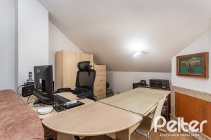 Casa em Condomínio à venda com 250m², 3 dormitórios, 1 suíte, 3 vagas, no bairro Tristeza em PORTO ALEGRE