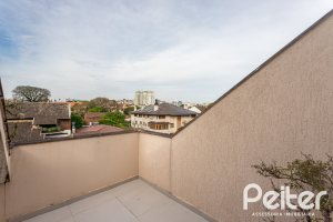Casa em Condomínio à venda com 250m², 3 dormitórios, 1 suíte, 3 vagas, no bairro Tristeza em PORTO ALEGRE