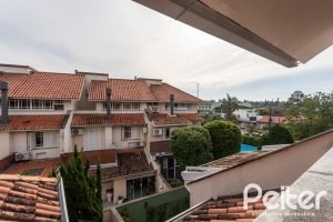 Casa em Condomínio à venda com 250m², 3 dormitórios, 1 suíte, 3 vagas, no bairro Tristeza em PORTO ALEGRE