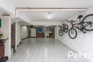 Casa em Condomínio à venda com 250m², 3 dormitórios, 1 suíte, 3 vagas, no bairro Tristeza em PORTO ALEGRE
