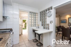 Casa em Condomínio à venda com 250m², 3 dormitórios, 1 suíte, 3 vagas, no bairro Tristeza em PORTO ALEGRE