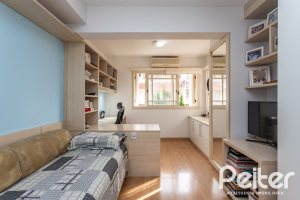 Casa em Condomínio à venda com 250m², 3 dormitórios, 1 suíte, 3 vagas, no bairro Tristeza em PORTO ALEGRE
