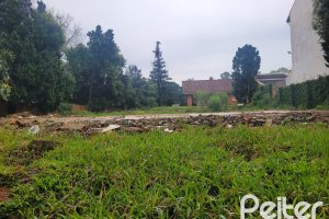 Terreno à venda com 480m², no bairro Vila Assunção em Porto Alegre