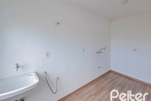 Apartamento à venda com 70m², 3 dormitórios, no bairro Cavalhada em Porto Alegre