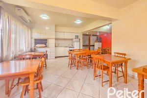 Apartamento à venda com 70m², 3 dormitórios, no bairro Cavalhada em Porto Alegre