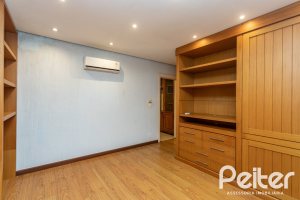 Casa em Condomínio à venda com 216m², 2 dormitórios, 2 suítes, 2 vagas, no bairro Terra Ville em PORTO ALEGRE