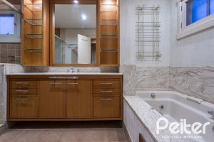 Casa em Condomínio à venda com 216m², 2 dormitórios, 2 suítes, 2 vagas, no bairro Terra Ville em PORTO ALEGRE