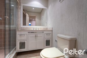 Casa em Condomínio à venda com 216m², 2 dormitórios, 2 suítes, 2 vagas, no bairro Terra Ville em PORTO ALEGRE