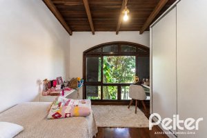Casa à venda com 334m², 4 dormitórios, 1 suíte, no bairro Jardim Isabel em Porto Alegre