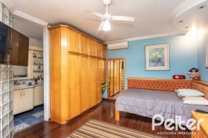 Casa à venda com 247m², 3 dormitórios, 3 suítes, 4 vagas, no bairro Ipanema em Porto Alegre