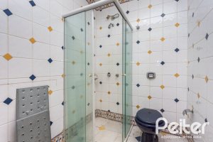 Casa à venda com 247m², 3 dormitórios, 3 suítes, 4 vagas, no bairro Ipanema em Porto Alegre