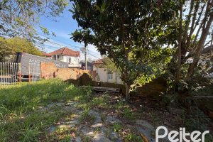 Terreno à venda com 554m², no bairro Tristeza em Porto Alegre