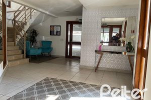 Apartamento à venda com 84m², 2 dormitórios, 1 suíte, 2 vagas, no bairro Tristeza em Porto Alegre