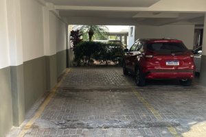 Apartamento à venda com 84m², 2 dormitórios, 1 suíte, 2 vagas, no bairro Tristeza em Porto Alegre