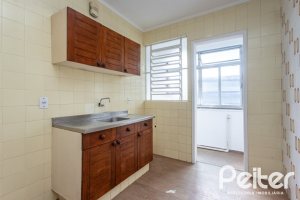 Apartamento à venda com 69m², 3 dormitórios, no bairro Cristal em Porto Alegre