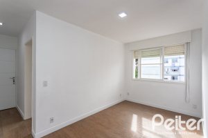 Apartamento à venda com 69m², 3 dormitórios, no bairro Cristal em Porto Alegre