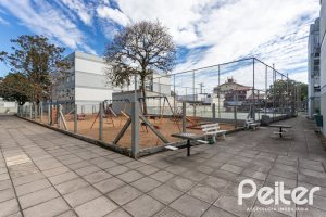 Apartamento à venda com 69m², 3 dormitórios, no bairro Cristal em Porto Alegre