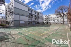 Apartamento à venda com 69m², 3 dormitórios, no bairro Cristal em Porto Alegre