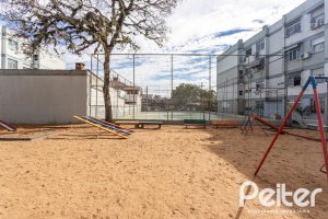 Apartamento à venda com 69m², 3 dormitórios, no bairro Cristal em Porto Alegre