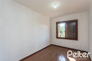 Casa à venda com 199m², 3 dormitórios, 1 suíte, 3 vagas, no bairro Ipanema em Porto Alegre