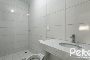 Apartamento à venda com 47m², 1 dormitório, no bairro Tristeza em Porto Alegre