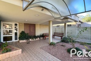 Apartamento à venda com 47m², 1 dormitório, no bairro Tristeza em Porto Alegre