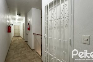 Apartamento à venda com 47m², 1 dormitório, no bairro Tristeza em Porto Alegre