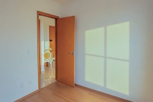 Apartamento à venda com 44m², 2 dormitórios, 1 vaga, no bairro Costa e Silva em Porto Alegre