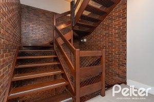 Casa em Condomínio à venda com 193m², 3 dormitórios, 2 suítes, 2 vagas, no bairro Chácara das Pedras em Porto Alegre