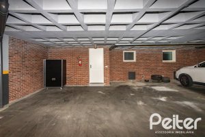 Casa em Condomínio à venda com 193m², 3 dormitórios, 2 suítes, 2 vagas, no bairro Chácara das Pedras em Porto Alegre