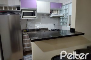 Apartamento à venda com 42m², 1 dormitório, 1 vaga, no bairro Cristal em Porto Alegre