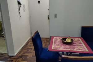 Apartamento à venda com 42m², 1 dormitório, 1 vaga, no bairro Cristal em Porto Alegre