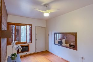 Apartamento à venda com 48m², 1 dormitório, no bairro Santana em Porto Alegre