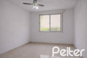 Apartamento à venda com 29m², 1 dormitório, no bairro Cristal em Porto Alegre