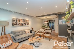 Casa em Condomínio à venda com 154m², 3 dormitórios, 1 suíte, 2 vagas, no bairro Tristeza em Porto Alegre