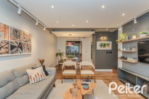 Casa em Condomínio à venda com 154m², 3 dormitórios, 1 suíte, 2 vagas, no bairro Tristeza em Porto Alegre
