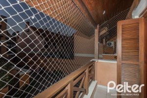 Casa em Condomínio à venda com 154m², 3 dormitórios, 1 suíte, 2 vagas, no bairro Tristeza em Porto Alegre