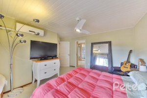  à venda, no bairro  em 