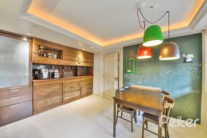  à venda, no bairro  em 