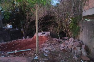 Terreno à venda com 594m², no bairro Tristeza em Porto Alegre