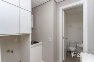 Casa em Condomínio à venda com 243m², 3 dormitórios, 3 suítes, 4 vagas, no bairro Terra Ville em PORTO ALEGRE